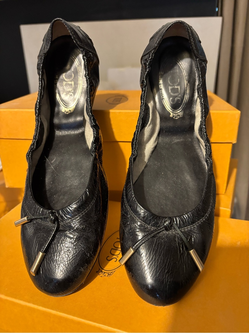 Tod’s Black patent Leather Ballet Flats